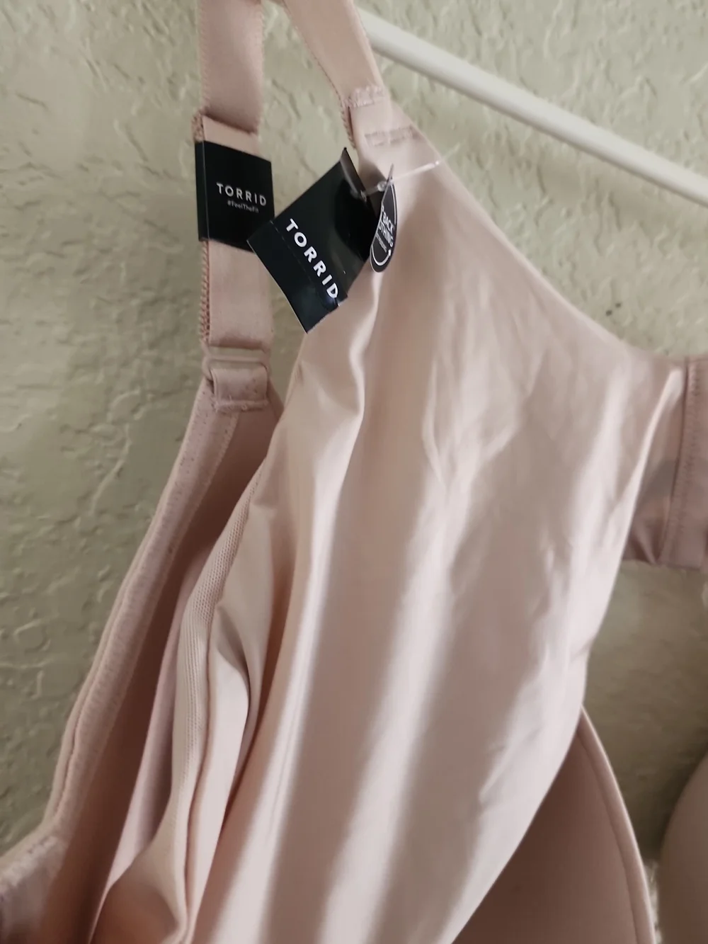 torrid Light Pink T-Shirt Bra